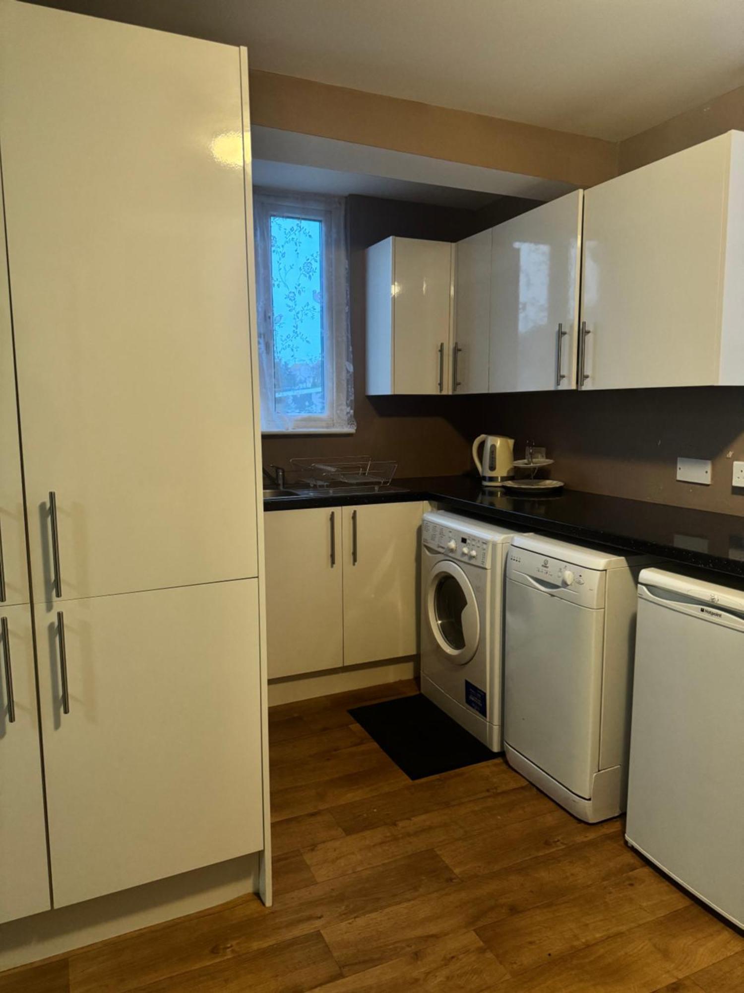 Jxb Homes - Lovely And Spacious Rooms Cliftonville Luaran gambar