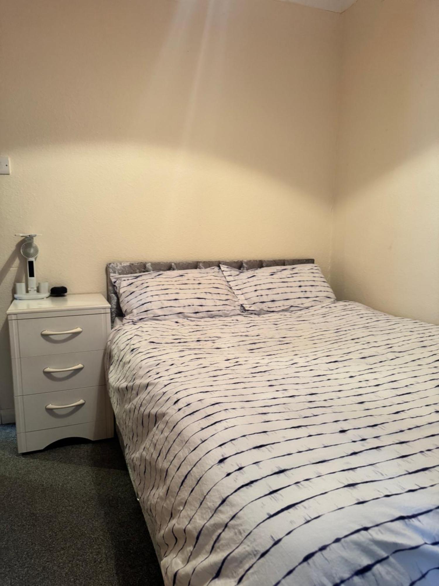 Jxb Homes - Lovely And Spacious Rooms Cliftonville Luaran gambar